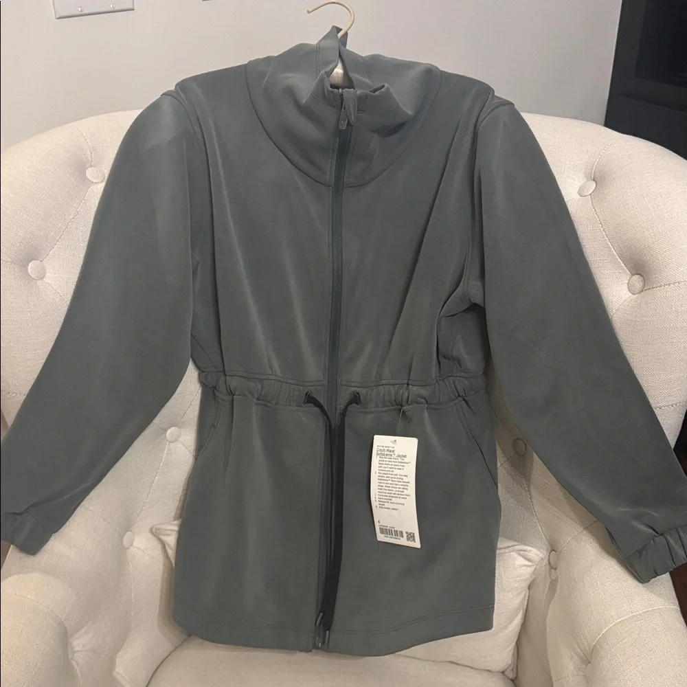 NWT Lululemon Softstreme Cinch-Waist Jacket Smoked Spruce Size 6 - Picture 12 of 15